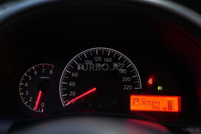 Nissan Sunny 2013, 310,000 km - 1.5 l - Bakı