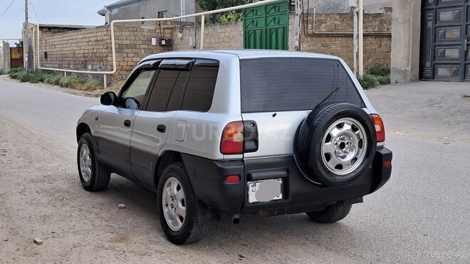 Toyota RAV4 1996, 320,000 km - 2.0 l - Bakı