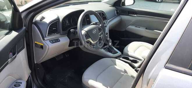 Hyundai Elantra 2017, 86,400 km - 2.0 л - Bakı