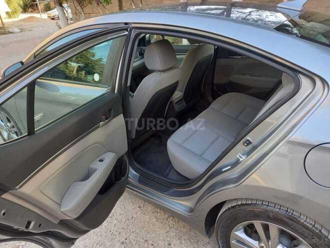 Hyundai Elantra 2017, 86,400 km - 2.0 л - Bakı