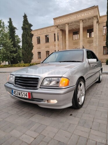 Mercedes C 230 1998, 285,000 km - 2.3 l - Yevlax