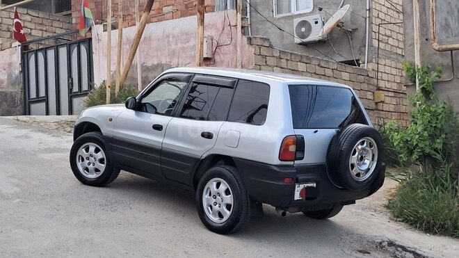 Toyota RAV4 1996, 320,000 km - 2.0 l - Bakı