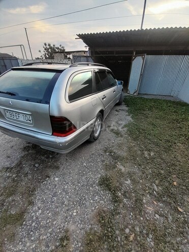 Mercedes C 220 d 1999, 478,927 km - 2.2 l - Salyan