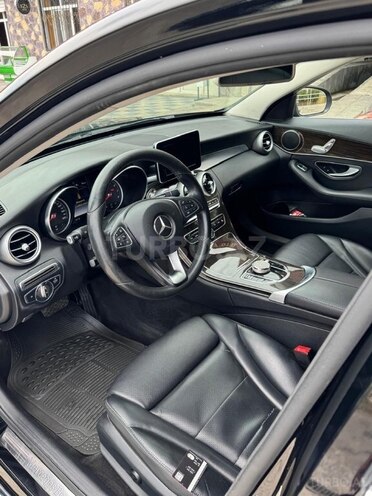 Mercedes C 300 2017, 180,000 km - 2.0 л - Yevlax