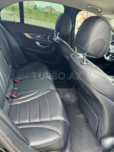 Mercedes C 300 2017, 180,000 km - 2.0 л - Yevlax