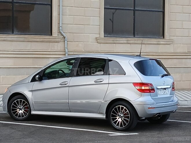Mercedes B 170 2007, 268,000 km - 1.7 л - Sumqayıt