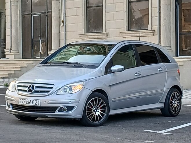 Mercedes B 170 2007, 268,000 km - 1.7 л - Sumqayıt