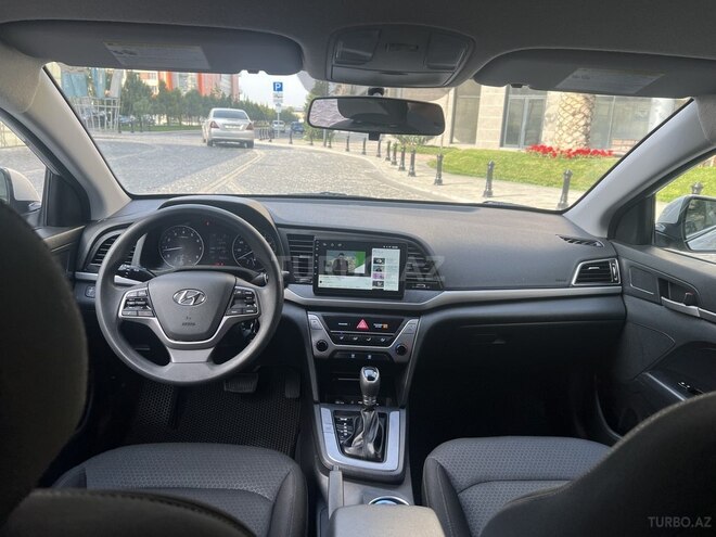 Hyundai Elantra 2017, 154,497 km - 2.0 л - Bakı