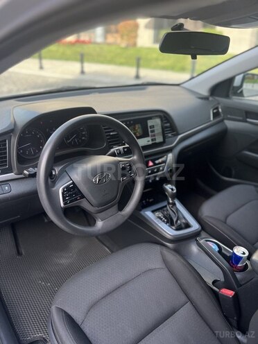 Hyundai Elantra 2017, 154,497 km - 2.0 л - Bakı