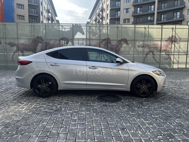 Hyundai Elantra 2017, 154,497 km - 2.0 л - Bakı