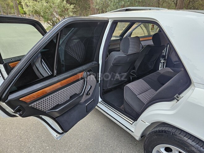 Mercedes E 200 d 1992, 542,361 km - 2.0 л - Bakı