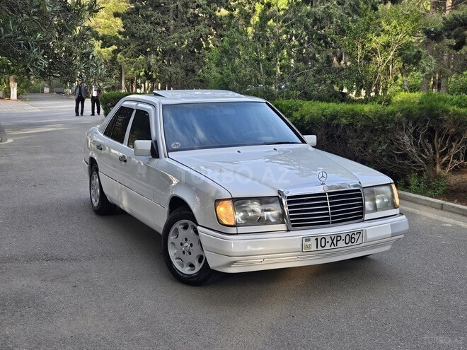 Mercedes E 200 d 1992, 542,361 km - 2.0 л - Bakı