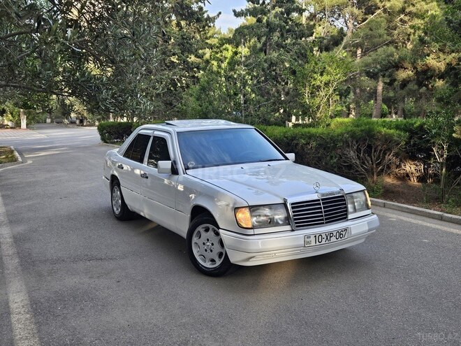 Mercedes E 200 d 1992, 542,361 km - 2.0 л - Bakı