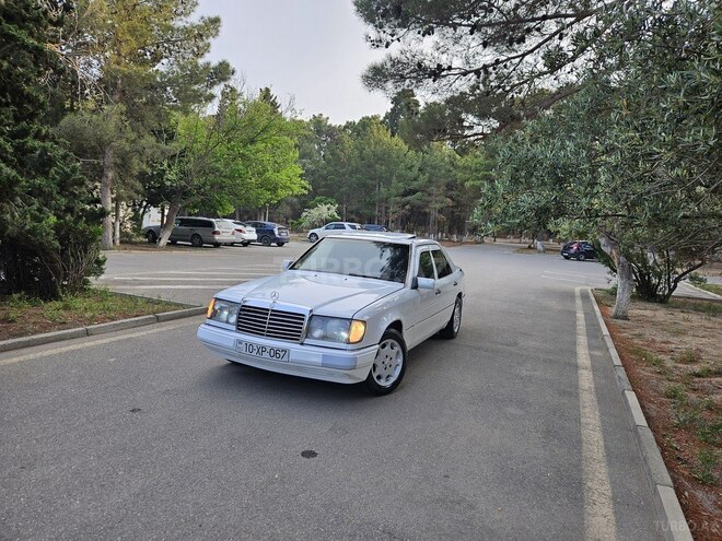 Mercedes E 200 d 1992, 542,361 km - 2.0 л - Bakı