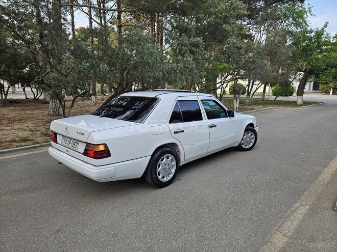 Mercedes E 200 d 1992, 542,361 km - 2.0 л - Bakı