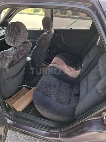 Opel Vectra 1996, 305,000 km - 1.8 l - Bakı