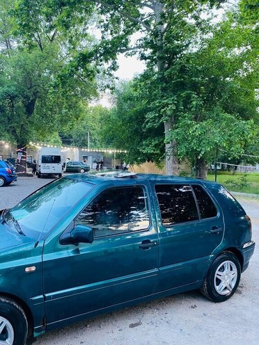 Volkswagen Golf 1997, 220,000 km - 1.8 l - Mingəçevir