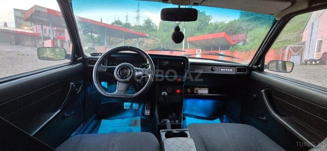 LADA (VAZ) 2107 2011, 50,000 km - 1.6 л - 