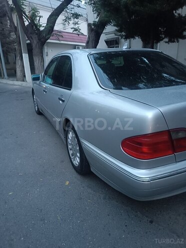 Mercedes E 240 1999, 300,000 km - 2.4 л - Mingəçevir