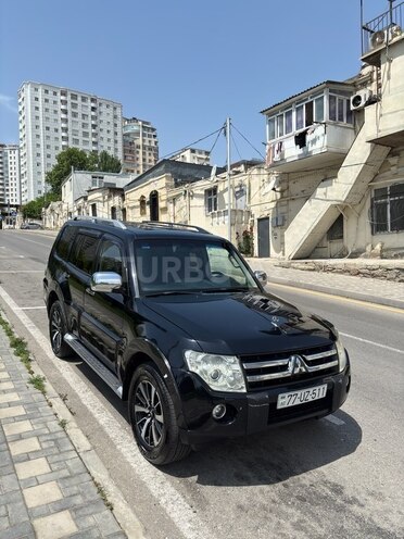 Mitsubishi Pajero 2007, 243,000 km - 3.0 л - Bakı