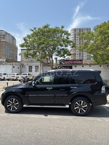 Mitsubishi Pajero 2007, 243,000 km - 3.0 л - Bakı