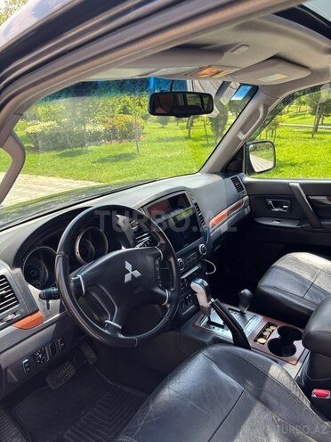 Mitsubishi Pajero 2007, 243,000 km - 3.0 л - Bakı