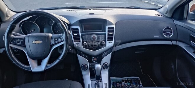 Chevrolet Cruze 2012, 303,030 km - 1.4 l - Şəki