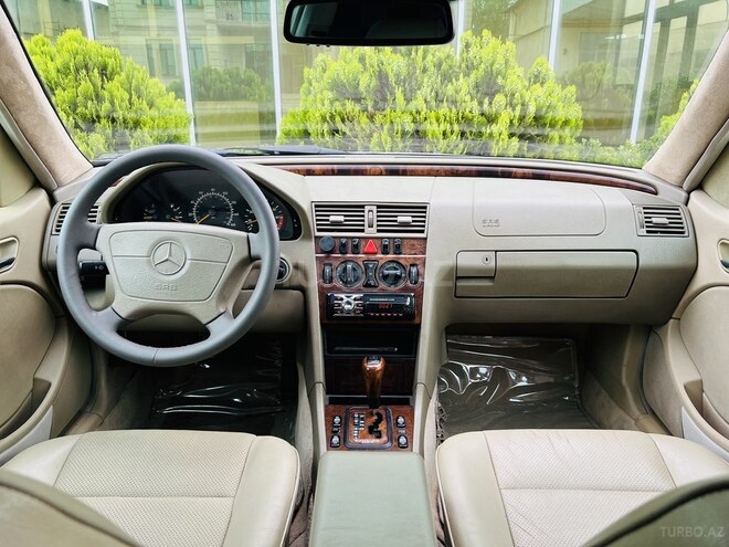 Mercedes C 230 1998, 178,000 km - 2.3 l - İmişli