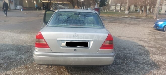 Mercedes C 220 1993, 300,000 km - 2.2 l - Mingəçevir
