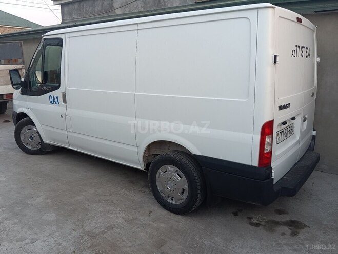 Ford Transit 2007, 179,000 km - 2.2 l - Qax