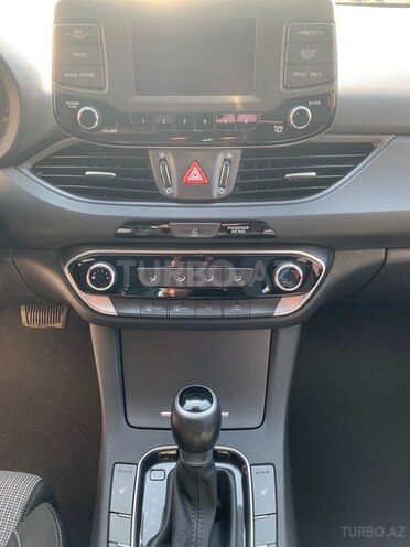 Hyundai i30 2017, 240,000 km - 1.6 l - Bakı