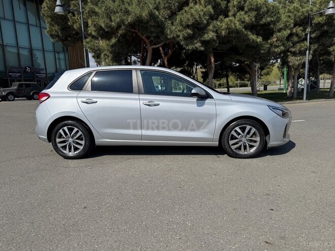 Hyundai i30 2017, 240,000 km - 1.6 l - Bakı