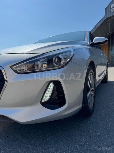 Hyundai i30 2017, 240,000 km - 1.6 l - Bakı