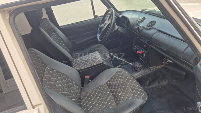 LADA (VAZ) 2106 1990, 32,670 km - 1.6 l - Sabirabad
