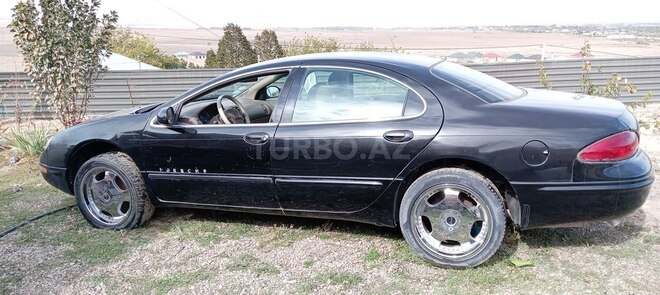 Chrysler Concorde 2000, 111,111 km - 2.7 l - Tovuz