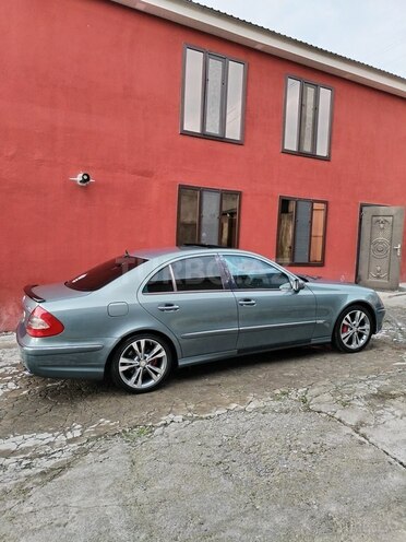 Mercedes E 320 2006, 62,900 km - 3.0 l - Bakı