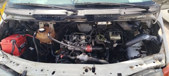 Toyota Hilux 2013, 213,451 km - 2.5 l - Bakı