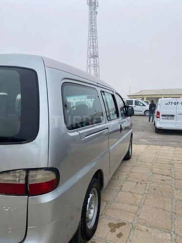 Hyundai H-1 2004, 266,000 km - 2.5 l - Bakı