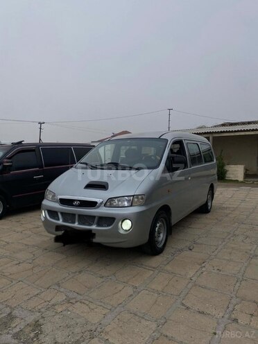Hyundai H-1 2004, 266,000 km - 2.5 l - Bakı