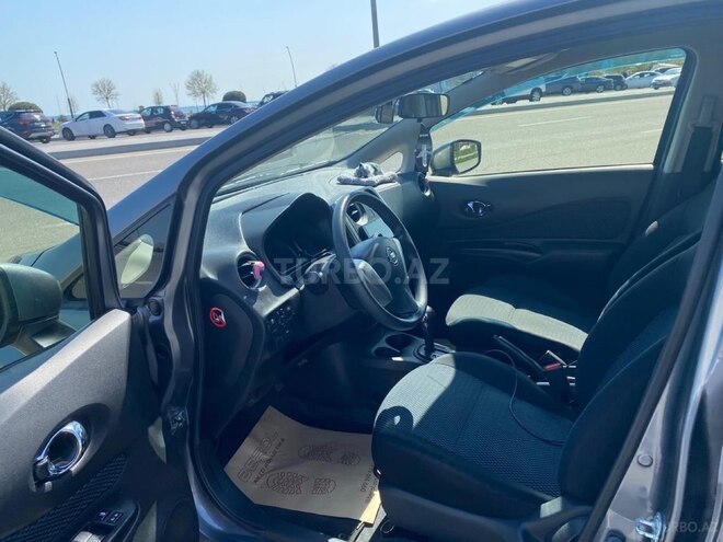 Nissan Note-6