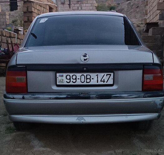 Opel Vectra 1994, 300,000 km - 2.0 l - Bakı