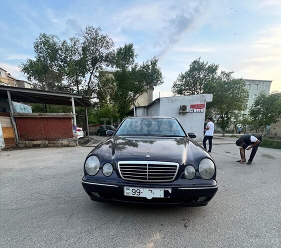 Mercedes E 220 d 2000, 550,000 km - 2.2 l - Sumqayıt