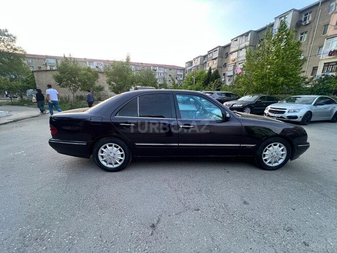 Mercedes E 220 d 2000, 550,000 km - 2.2 l - Sumqayıt