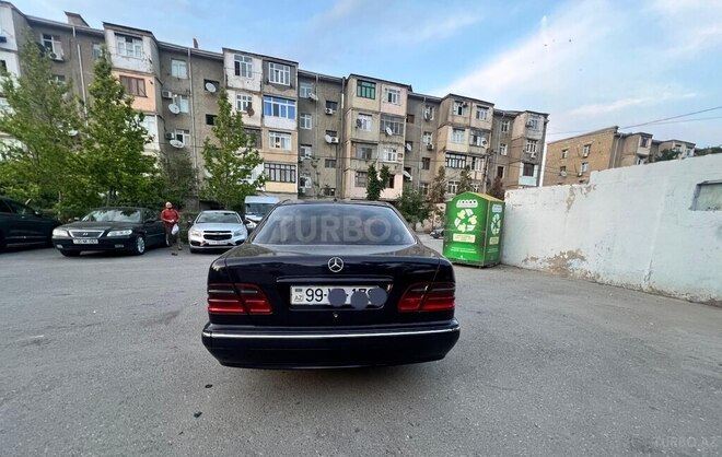 Mercedes E 220 d 2000, 550,000 km - 2.2 l - Sumqayıt