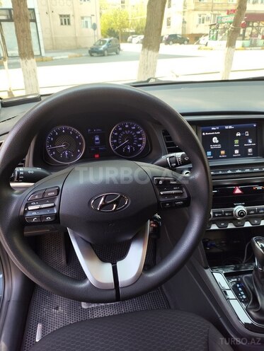 Hyundai Elantra 2020, 150,000 km - 2.0 l - Bakı