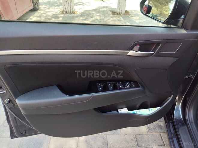Hyundai Elantra 2020, 150,000 km - 2.0 l - Bakı