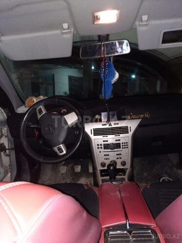 Opel Astra 2007, 83,000 km - 2.0 l - Bakı