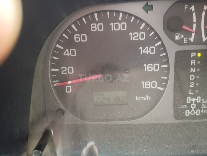 Mitsubishi Pajero io 2002, 224,182 km - 1.8 l - Gəncə
