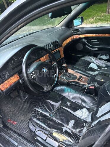 BMW 525 1997, 482,000 km - 2.5 l - Bakı