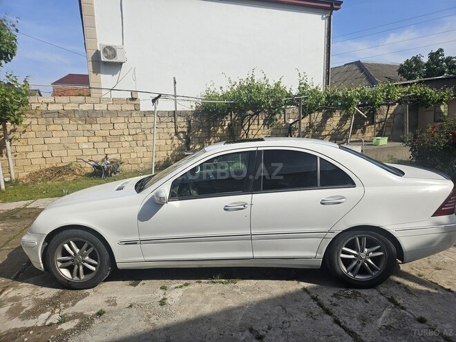 Mercedes C 200 2000, 370,000 km - 2.0 l - Bakı